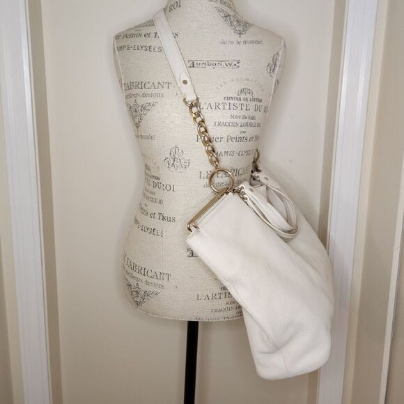 Bruno Magli white leather purse - Picture 4 of 15